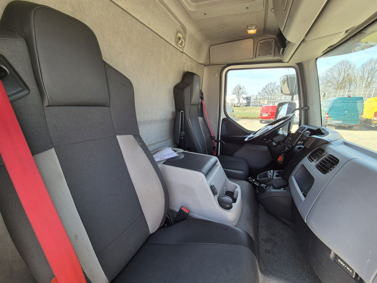 Kravas automašīna ar slēgto virsbūvi Renault D Gama 12.220 / LOW KM / Euro6: foto 23