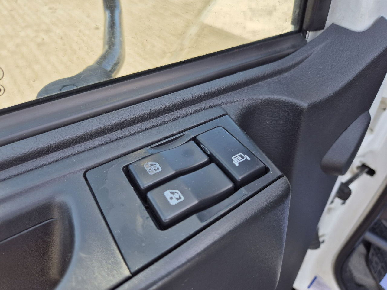Kravas automašīna ar slēgto virsbūvi Renault D Gama 12.220 / LOW KM / Euro6: foto 28
