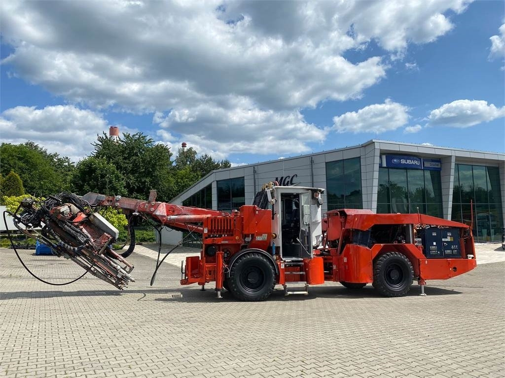 Sandvik DS510-C ROCK DRILL AND BOLTING / RD314 HEAD / TELE - Urbšanas mašīna: foto 2 Sandvik DS510-C ROCK DRILL AND BOLTING / RD314 HEAD / TELE - Urbšanas mašīna: foto 2