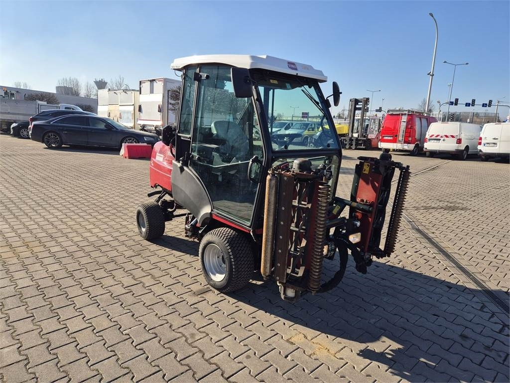 Toro CT2240 / 4WD / LIKE NEW! / ONLY 1681MTH - Komunālais traktors: foto 5 Toro CT2240 / 4WD / LIKE NEW! / ONLY 1681MTH - Komunālais traktors: foto 5