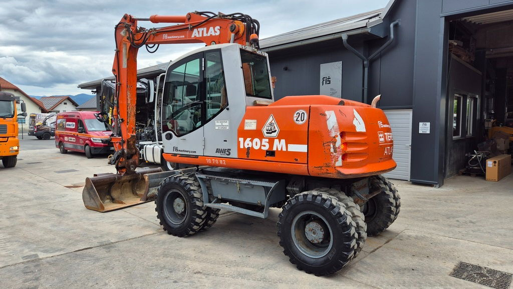 Atlas 1605 - 2005 Year - 2X Buckets - Riteņu ekskavators: foto 4 Atlas 1605 - 2005 Year - 2X Buckets - Riteņu ekskavators: foto 4