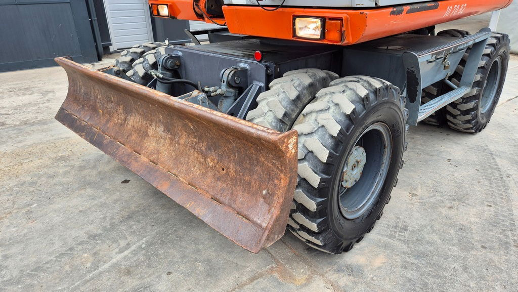 Atlas 1605 - 2005 Year - 2X Buckets - Riteņu ekskavators: foto 5 Atlas 1605 - 2005 Year - 2X Buckets - Riteņu ekskavators: foto 5