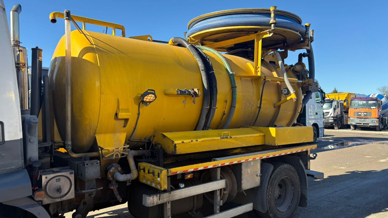 DAF AE55 4x2 vacuum + pressure truck - 8000 liters - Asenizācijas mašīna: foto 2 DAF AE55 4x2 vacuum + pressure truck - 8000 liters - Asenizācijas mašīna: foto 2