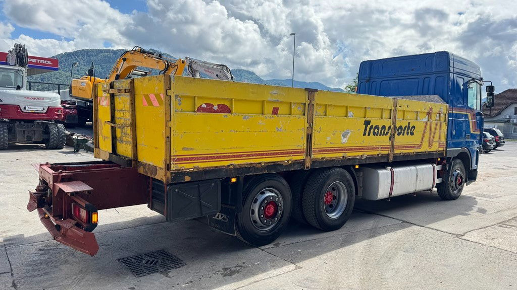 DAF XF 95.380 6X2 stake body - air condition - Bortu kravas automašīna/ Platforma: foto 5 DAF XF 95.380 6X2 stake body - air condition - Bortu kravas automašīna/ Platforma: foto 5