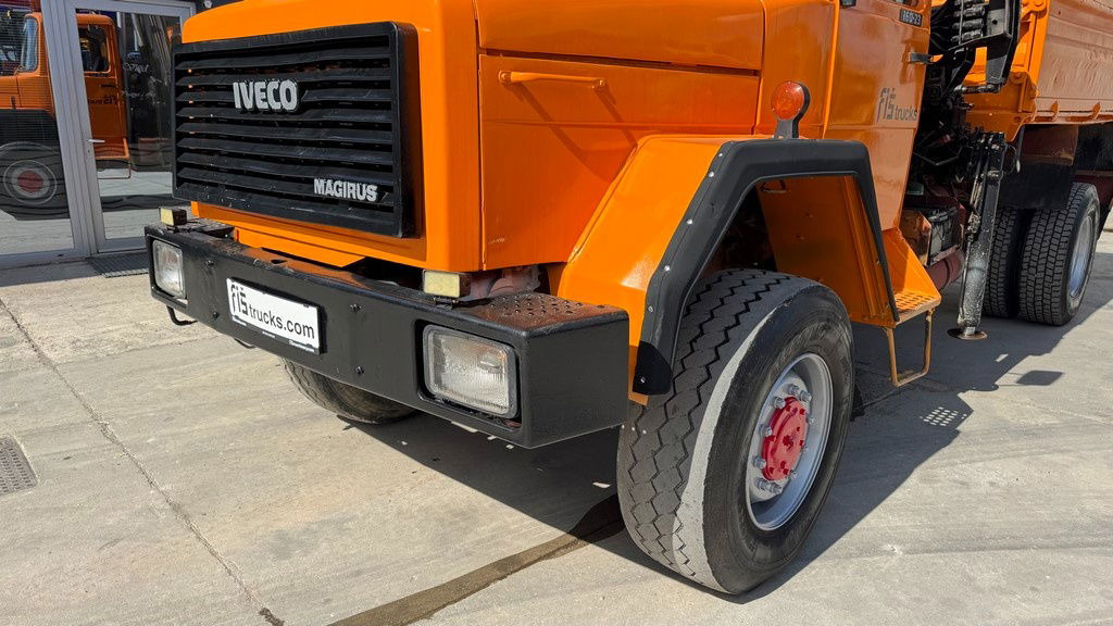 Iveco 160-23 4x4 tipper - crane 9m - Kravas automašīna pašizgāzējs: foto 2 Iveco 160-23 4x4 tipper - crane 9m - Kravas automašīna pašizgāzējs: foto 2