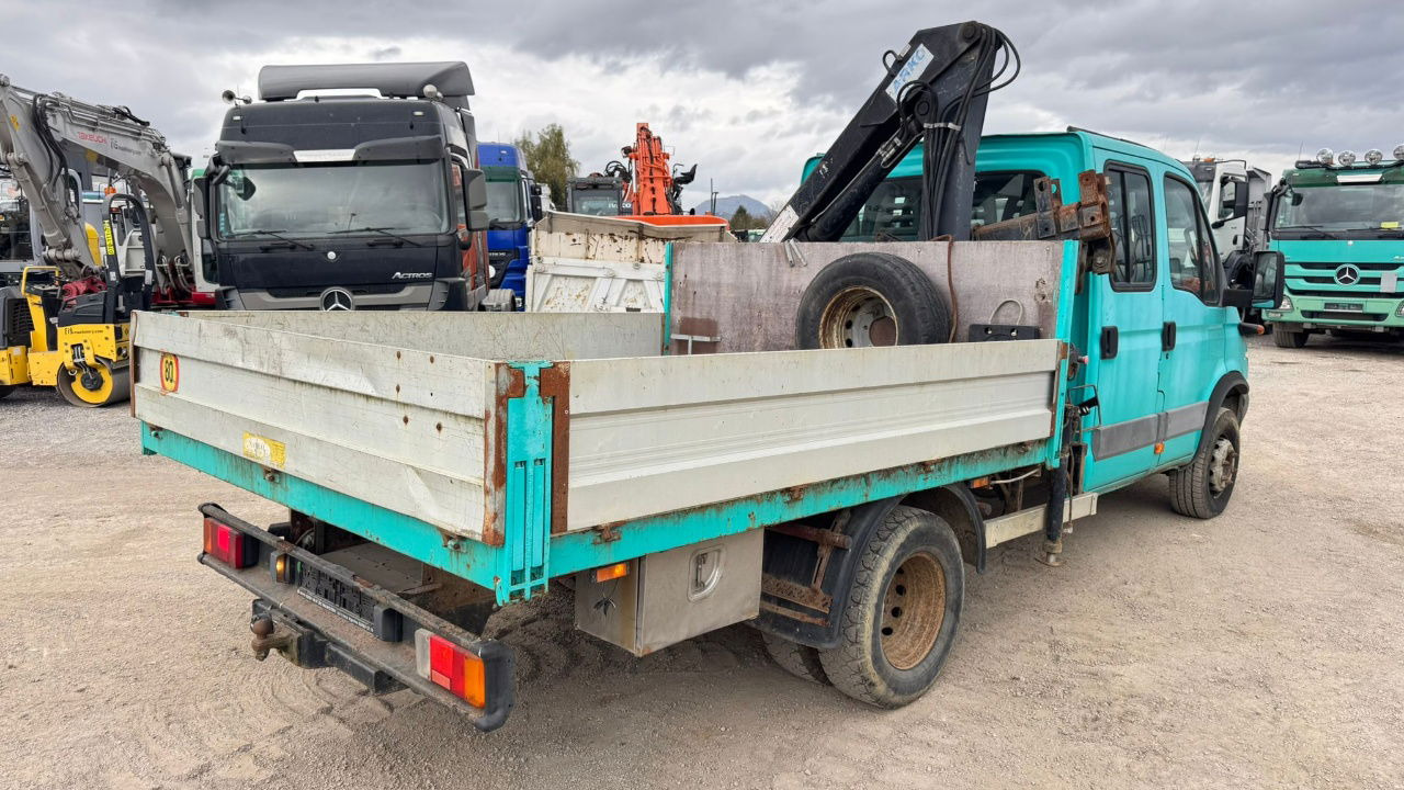 Iveco Daily 65 C15 stake body - Hiab 045-3 - 7.5M - Automašīna ar kravas platformu, Kravas-pasažieru furgons: foto 3 Iveco Daily 65 C15 stake body - Hiab 045-3 - 7.5M - Automašīna ar kravas platformu, Kravas-pasažieru furgons: foto 3