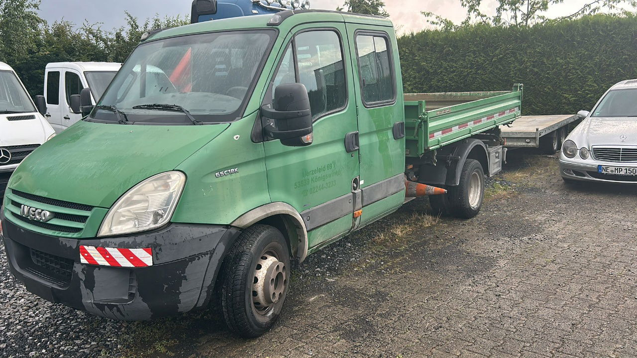 Komercauto pašizgāzējs Iveco Daily 65C18K tipper - 6 seats: foto 1