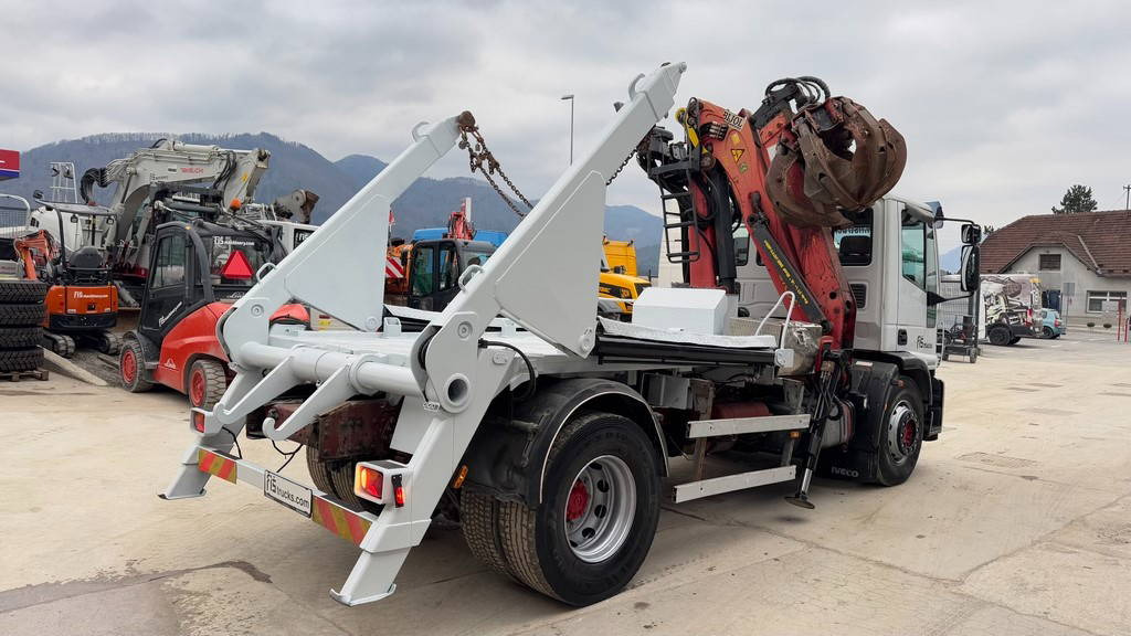 Iveco Eurocargo ML180 E28 4x2 Epsilon 110 - absetz tipper - Konteineru vedējs/ Kravas automašīna ar noņemamā virsbūve: foto 4 Iveco Eurocargo ML180 E28 4x2 Epsilon 110 - absetz tipper - Konteineru vedējs/ Kravas automašīna ar noņemamā virsbūve: foto 4