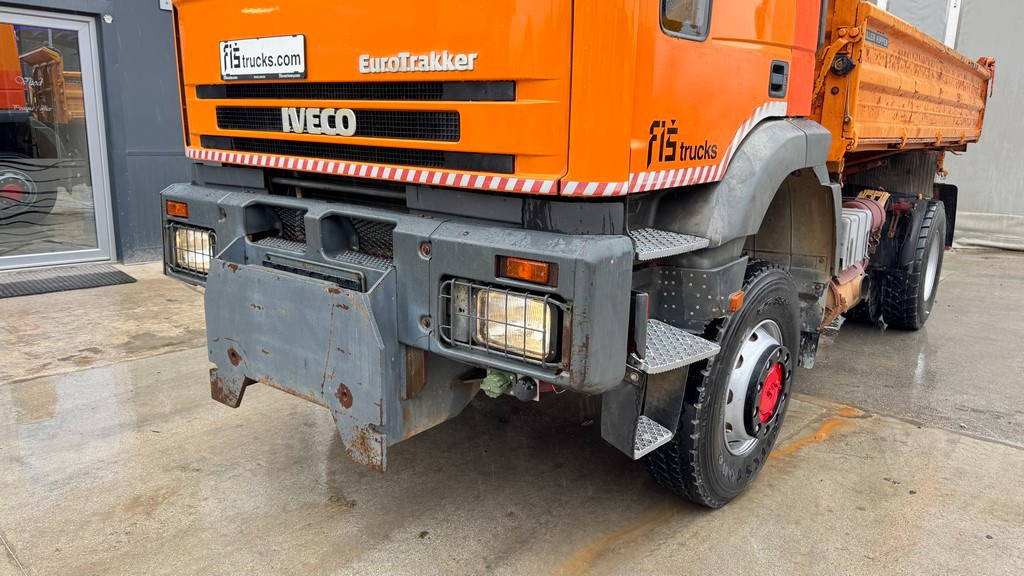 Iveco Eurotrakker 180EH25 4x4 meiller tipper - Kravas automašīna pašizgāzējs: foto 2 Iveco Eurotrakker 180EH25 4x4 meiller tipper - Kravas automašīna pašizgāzējs: foto 2