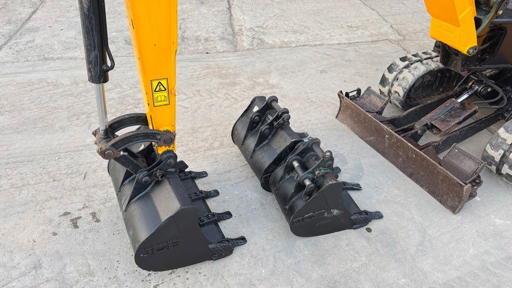 JCB 16C-1 - 2021 Year - 275 Working Hours - Mini-ekskavators: foto 2 JCB 16C-1 - 2021 Year - 275 Working Hours - Mini-ekskavators: foto 2