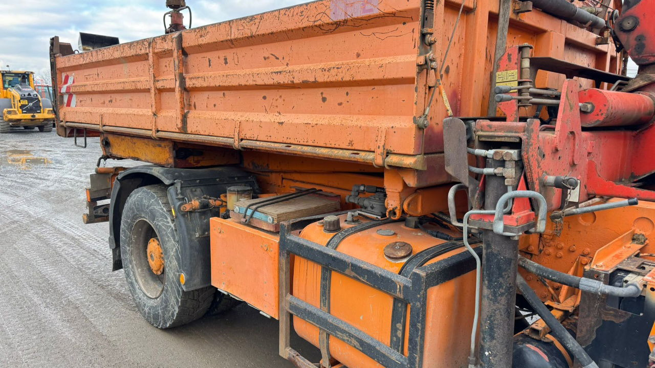 MAN 19.293 4x4 tipper 14.8M - remote control - Kravas automašīna pašizgāzējs: foto 4 MAN 19.293 4x4 tipper 14.8M - remote control - Kravas automašīna pašizgāzējs: foto 4