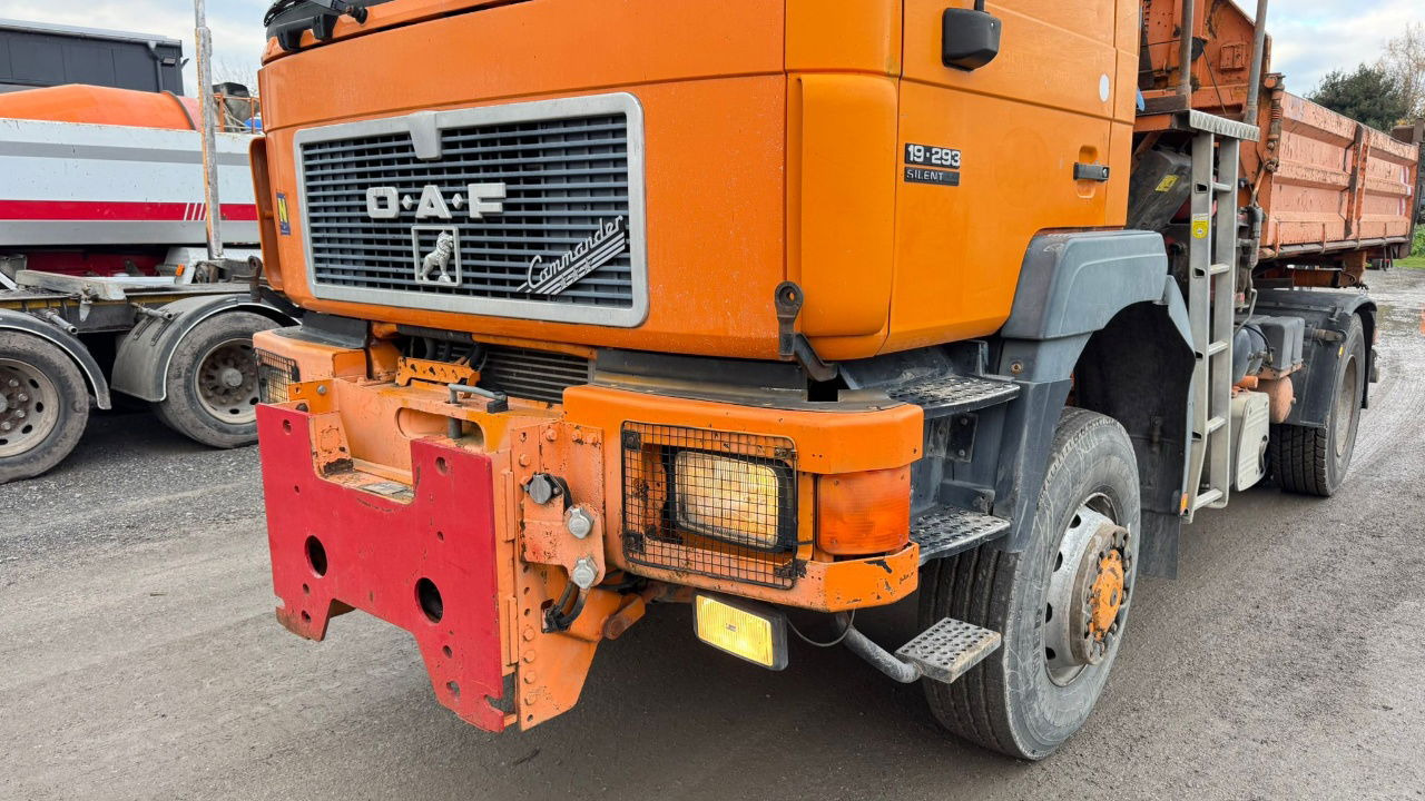 MAN 19.293 4x4 tipper 14.8M - remote control - Kravas automašīna pašizgāzējs: foto 2 MAN 19.293 4x4 tipper 14.8M - remote control - Kravas automašīna pašizgāzējs: foto 2