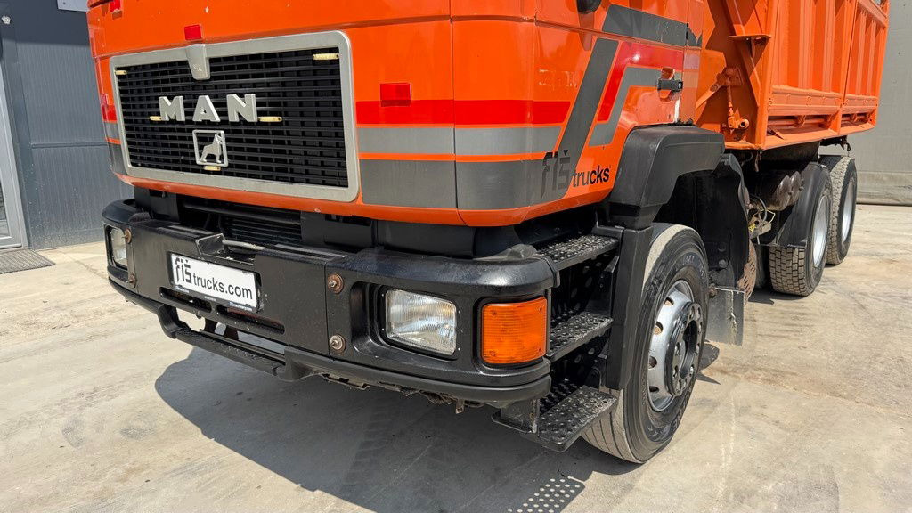 MAN 26.372 6x4 meiller tipper - Kravas automašīna pašizgāzējs: foto 2 MAN 26.372 6x4 meiller tipper - Kravas automašīna pašizgāzējs: foto 2