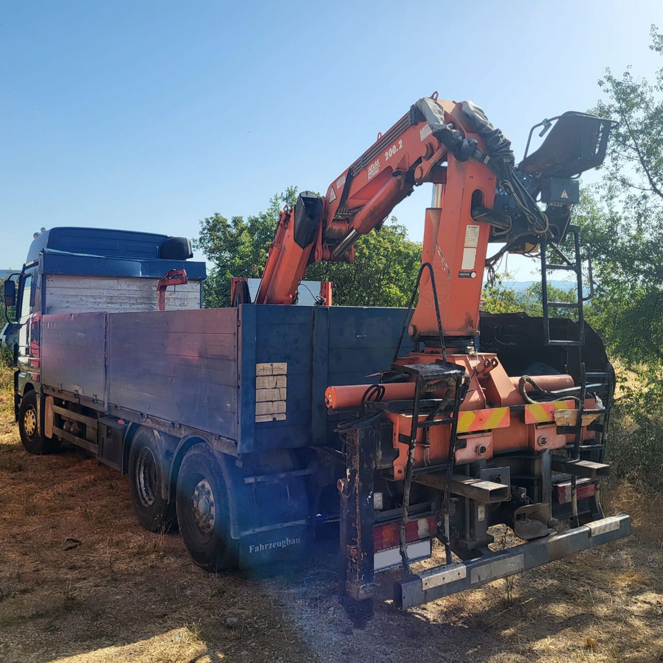 Mercedes-Benz Actros 2546 L 6x2 stake body - crane Atlas 200.2 - Bortu kravas automašīna/ Platforma, Kravas auto ar manipulatoru: foto 4 Mercedes-Benz Actros 2546 L 6x2 stake body - crane Atlas 200.2 - Bortu kravas automašīna/ Platforma, Kravas auto ar manipulatoru: foto 4