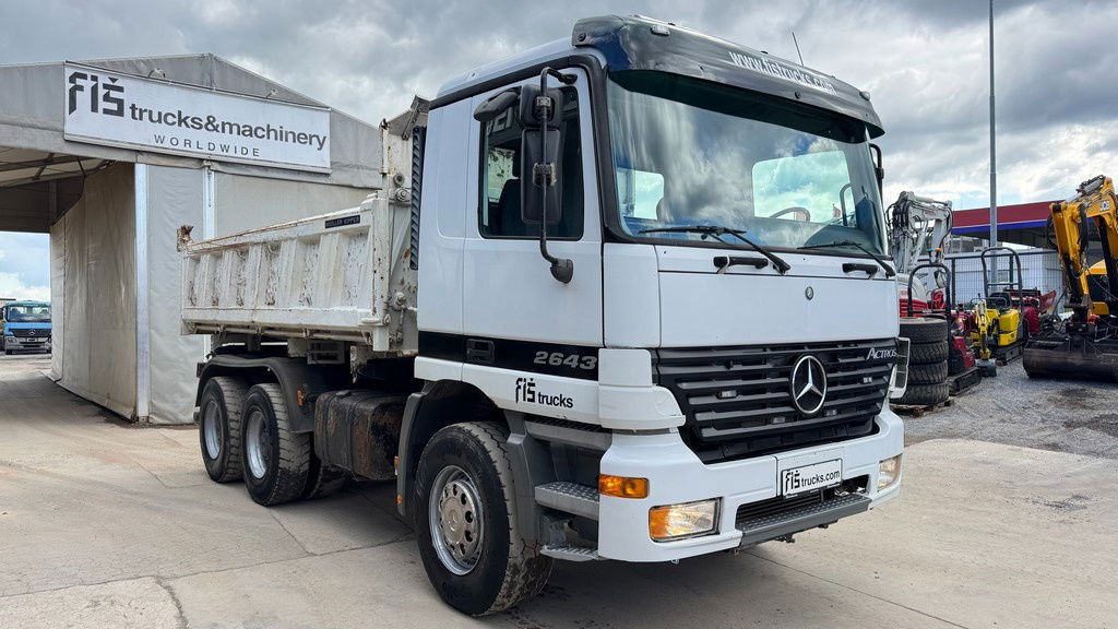 Mercedes-Benz Actros 2643 K 6x4 meiller tipper - Kravas automašīna pašizgāzējs: foto 4 Mercedes-Benz Actros 2643 K 6x4 meiller tipper - Kravas automašīna pašizgāzējs: foto 4