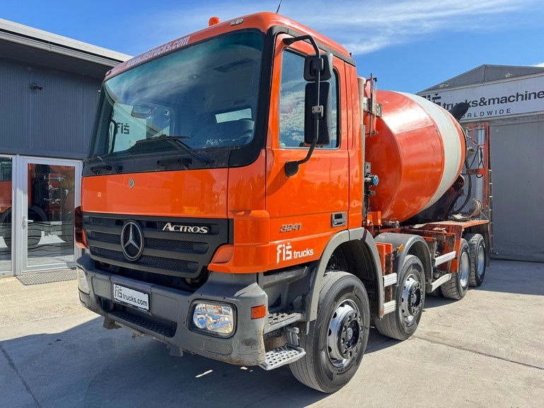Mercedes-Benz Actros 3241 8x4 mixer 9m3 - Betonvedējs: foto 1 Mercedes-Benz Actros 3241 8x4 mixer 9m3 - Betonvedējs: foto 1