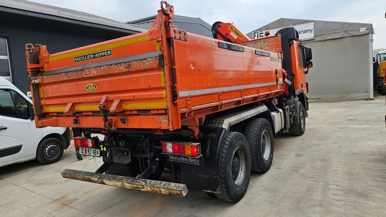 Mercedes-Benz Actros 3346 K palfinger PK 18002 - bordmatic - meiller tipper - EPS 3 pedals - Kravas automašīna pašizgāzējs: foto 5 Mercedes-Benz Actros 3346 K palfinger PK 18002 - bordmatic - meiller tipper - EPS 3 pedals - Kravas automašīna pašizgāzējs: foto 5