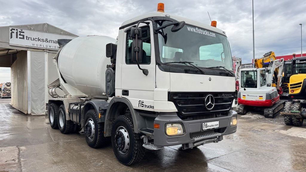 Mercedes-Benz Actros 3536 8x4 stetter schwing mixer 9m3 - Betonvedējs: foto 3 Mercedes-Benz Actros 3536 8x4 stetter schwing mixer 9m3 - Betonvedējs: foto 3