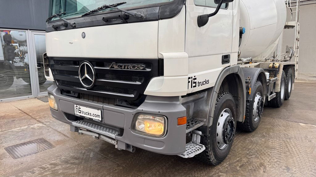 Mercedes-Benz Actros 3536 8x4 stetter schwing mixer 9m3 - Betonvedējs: foto 2 Mercedes-Benz Actros 3536 8x4 stetter schwing mixer 9m3 - Betonvedējs: foto 2