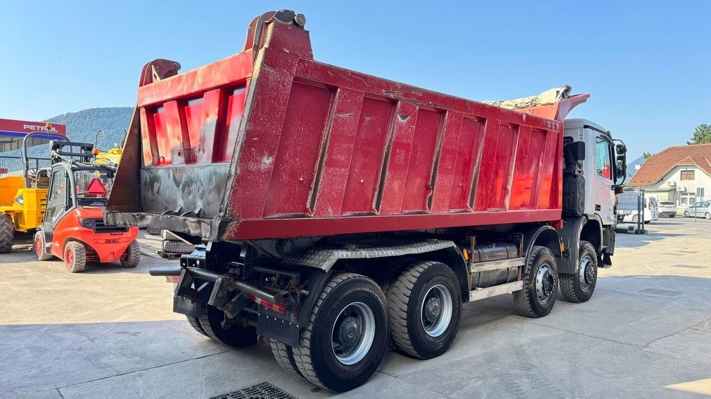 Mercedes-Benz Actros 4141 K 8x6 tipper - 18m3 - Kravas automašīna pašizgāzējs: foto 4 Mercedes-Benz Actros 4141 K 8x6 tipper - 18m3 - Kravas automašīna pašizgāzējs: foto 4