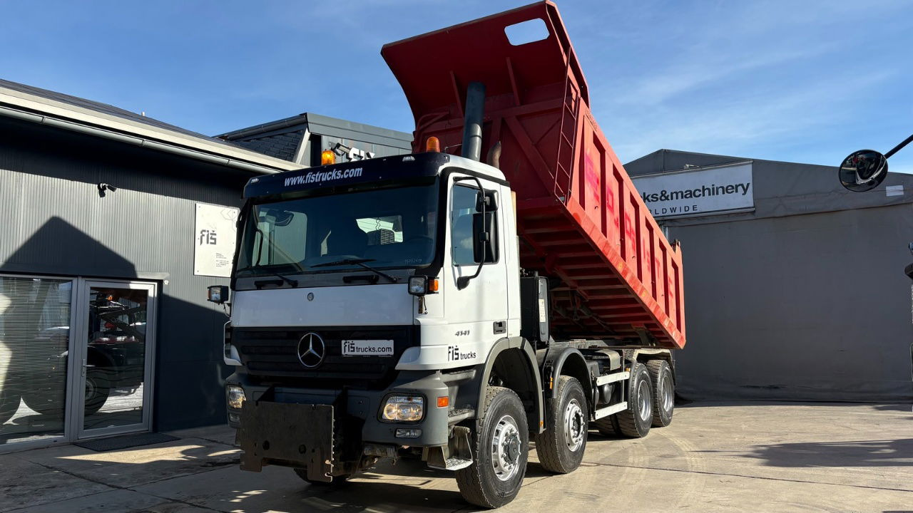 Mercedes-Benz Actros 4141 K 8x6 tipper - 19m3 - spring suspension - Kravas automašīna pašizgāzējs: foto 5 Mercedes-Benz Actros 4141 K 8x6 tipper - 19m3 - spring suspension - Kravas automašīna pašizgāzējs: foto 5