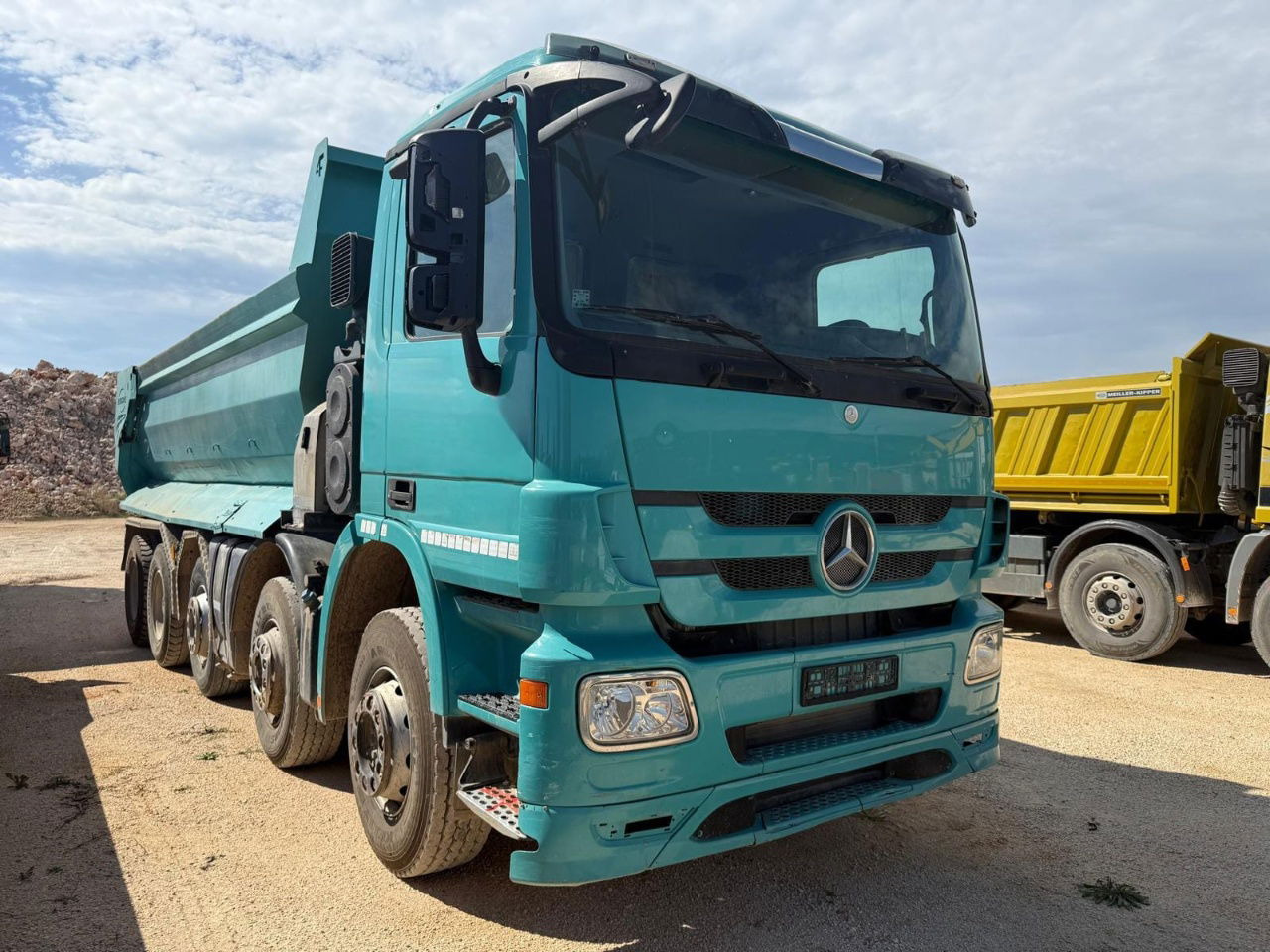 Mercedes-Benz Actros 4448 10x4 mulda tipper - euro 5 - lifting axle - Kravas automašīna pašizgāzējs: foto 1 Mercedes-Benz Actros 4448 10x4 mulda tipper - euro 5 - lifting axle - Kravas automašīna pašizgāzējs: foto 1