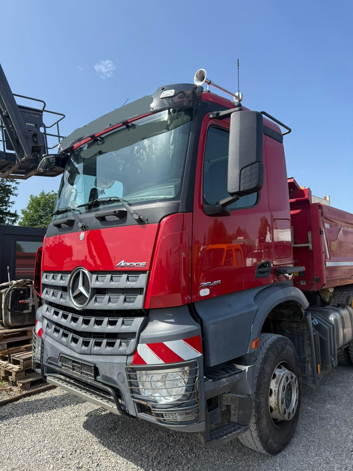 Mercedes-Benz Arocs 2645 K 6X4 bordmatic meiller tipper - Kravas automašīna pašizgāzējs: foto 1 Mercedes-Benz Arocs 2645 K 6X4 bordmatic meiller tipper - Kravas automašīna pašizgāzējs: foto 1