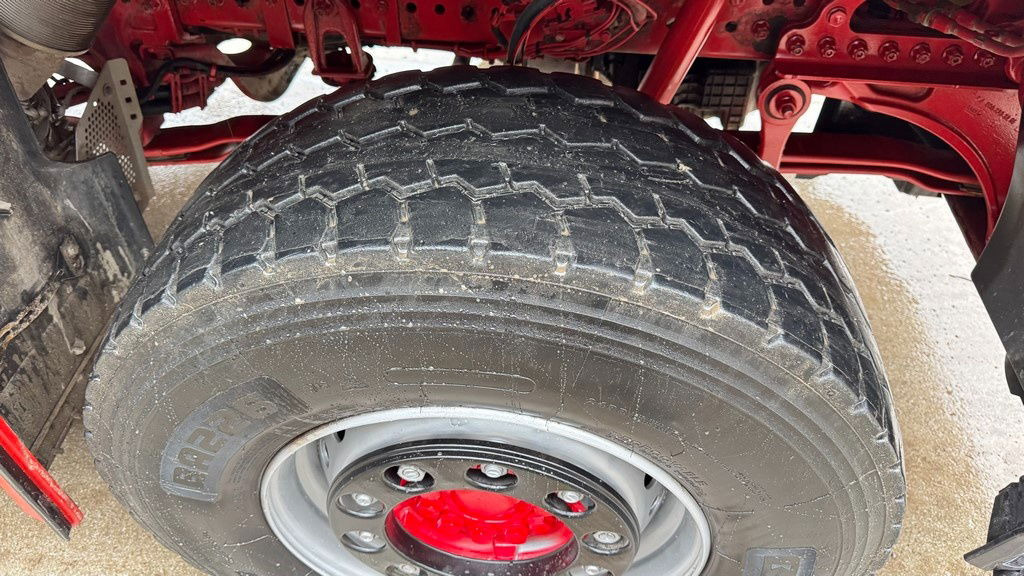 Mercedes-Benz Arocs 2651 6X4 meiller bordmatic tipper - Kravas automašīna pašizgāzējs: foto 4 Mercedes-Benz Arocs 2651 6X4 meiller bordmatic tipper - Kravas automašīna pašizgāzējs: foto 4