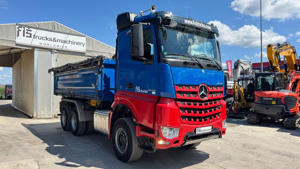 Mercedes-Benz Arocs 2658 6x4 - meiller bordmatic - retarder - Kravas automašīna pašizgāzējs: foto 3 Mercedes-Benz Arocs 2658 6x4 - meiller bordmatic - retarder - Kravas automašīna pašizgāzējs: foto 3