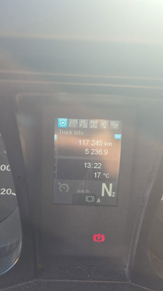 Mercedes-Benz Arocs 4142 8X4 cantoni tipper - Kravas automašīna pašizgāzējs: foto 5 Mercedes-Benz Arocs 4142 8X4 cantoni tipper - Kravas automašīna pašizgāzējs: foto 5