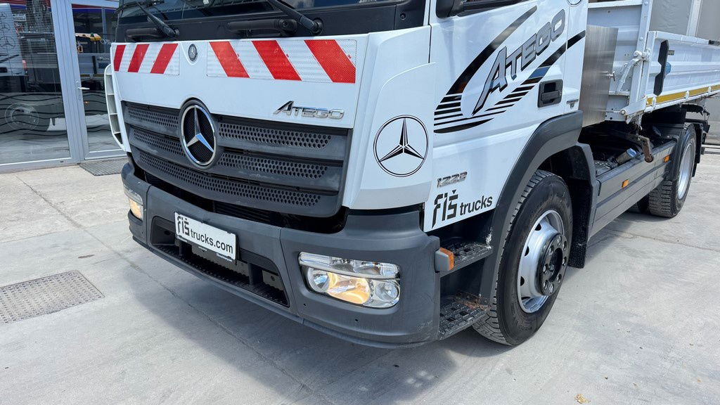 Mercedes-Benz Atego 1223 K 4X2 meiller tipper - motor brake - Kravas automašīna pašizgāzējs: foto 2 Mercedes-Benz Atego 1223 K 4X2 meiller tipper - motor brake - Kravas automašīna pašizgāzējs: foto 2
