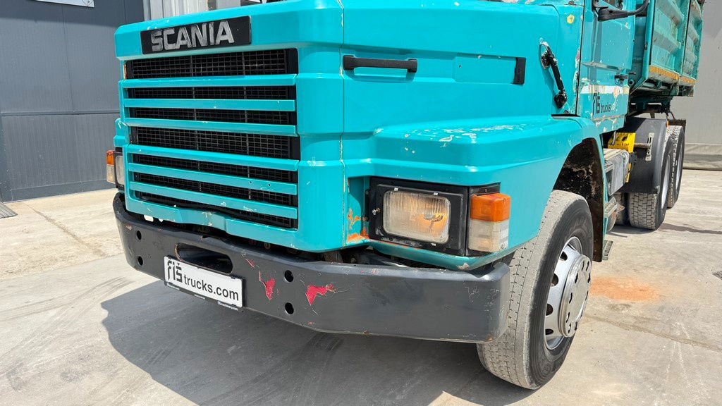 Scania R142-V8 H 6x4 3 sided tipper - full spring - Kravas automašīna pašizgāzējs: foto 2 Scania R142-V8 H 6x4 3 sided tipper - full spring - Kravas automašīna pašizgāzējs: foto 2