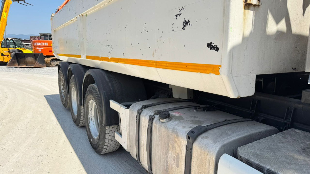 Scania R480 8x4 tipper - lifitng axle - Kravas automašīna pašizgāzējs: foto 3 Scania R480 8x4 tipper - lifitng axle - Kravas automašīna pašizgāzējs: foto 3