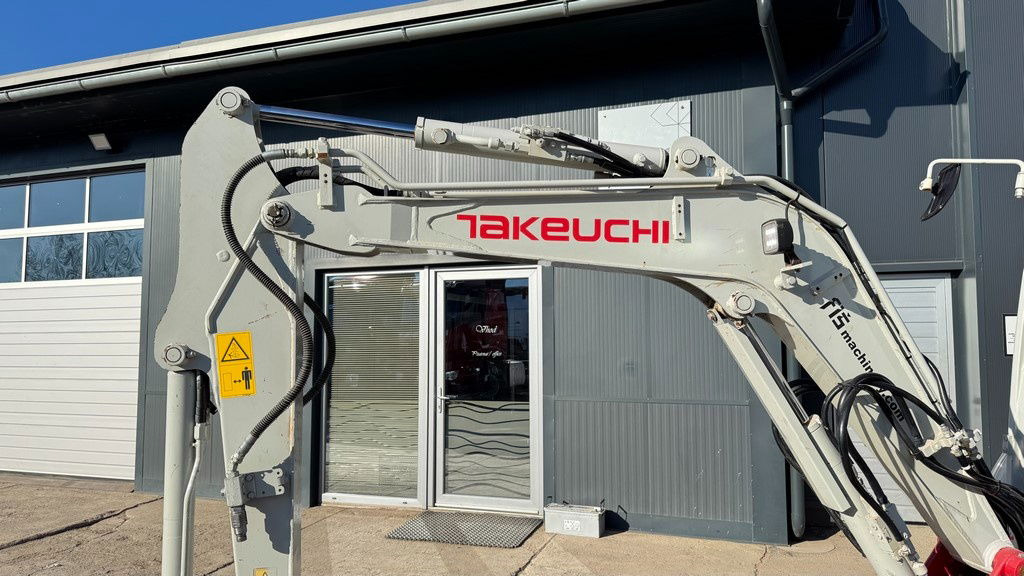 Takeuchi TB230 - 2019 Year - 2435 Hours - 2X Buckets - NEW Tracks - Mini-ekskavators: foto 3 Takeuchi TB230 - 2019 Year - 2435 Hours - 2X Buckets - NEW Tracks - Mini-ekskavators: foto 3