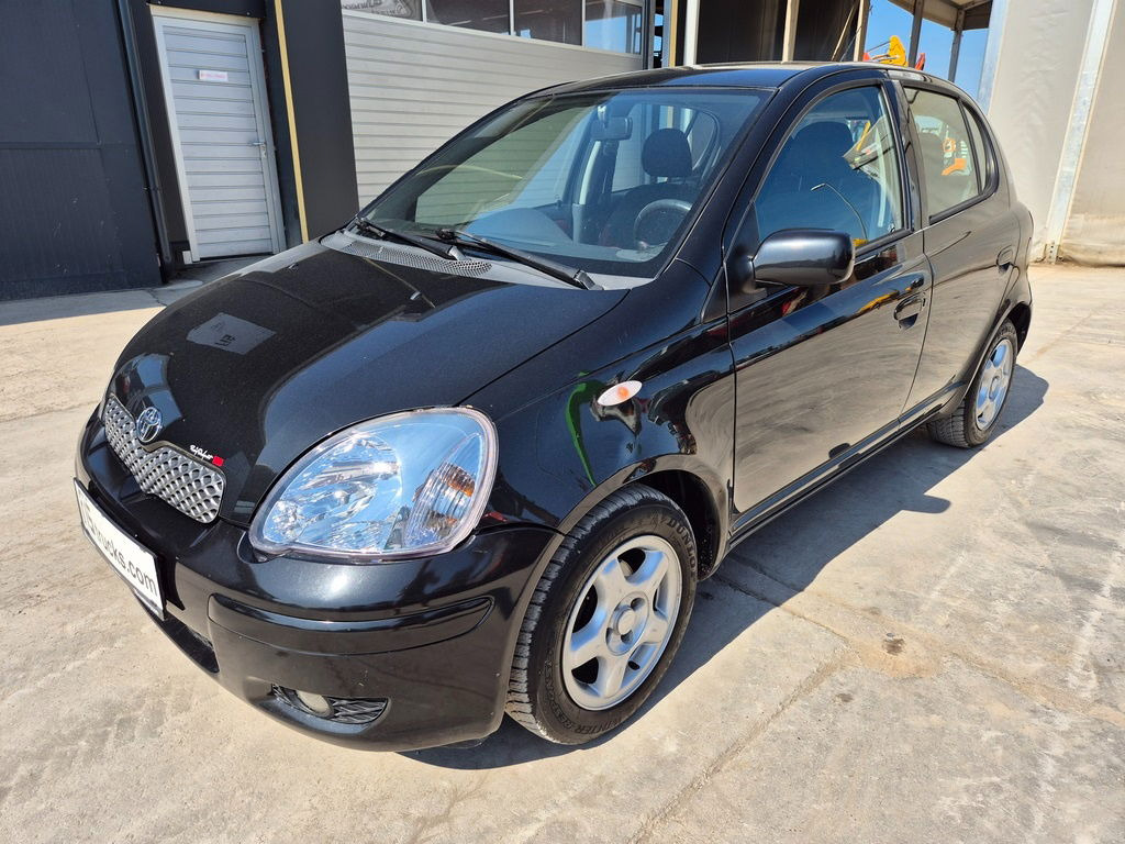 Toyota Yaris 1.3 - Petrol - 5 Doors - AC - Hečbeks: foto 1 Toyota Yaris 1.3 - Petrol - 5 Doors - AC - Hečbeks: foto 1