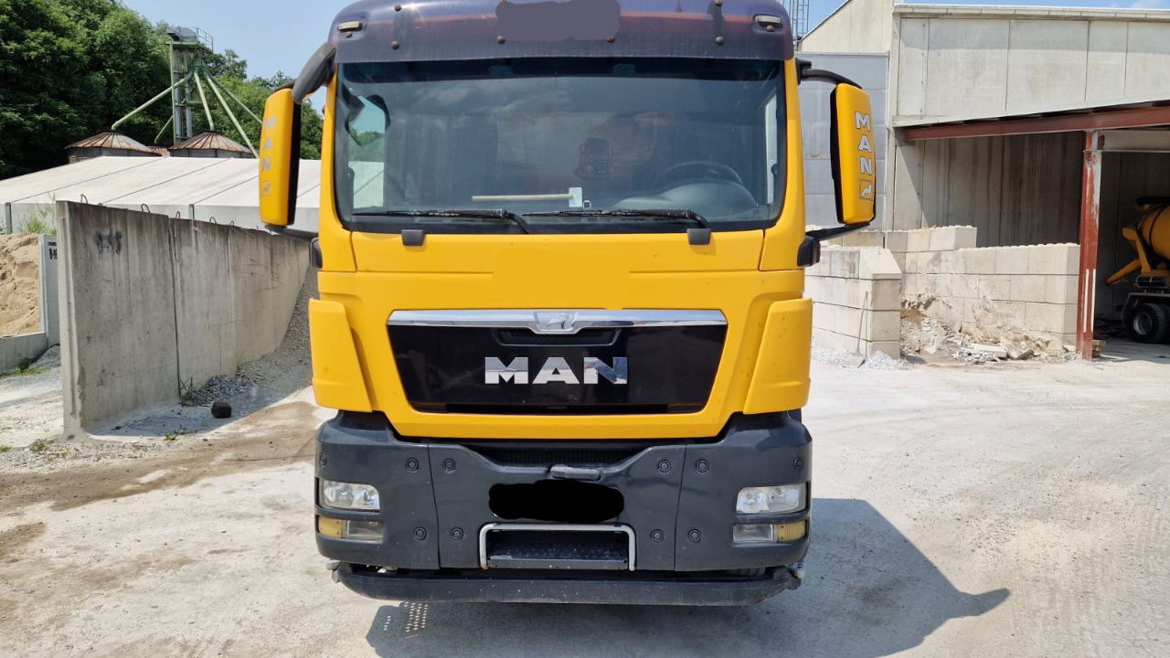 MAN 18.440 4x4 BLS tractor unit - tipp. hydraulics - Vilcējs: foto 2 MAN 18.440 4x4 BLS tractor unit - tipp. hydraulics - Vilcējs: foto 2