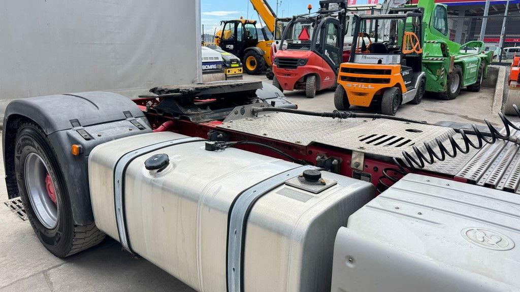 MAN TGS 18.480 4X4 tractor unit - tipper hydraulics - Vilcējs: foto 4 MAN TGS 18.480 4X4 tractor unit - tipper hydraulics - Vilcējs: foto 4