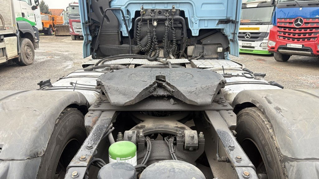 MAN TGX 18.500 4X2 BLS tractor unit - tipp. hydr. - retarder - Vilcējs: foto 4 MAN TGX 18.500 4X2 BLS tractor unit - tipp. hydr. - retarder - Vilcējs: foto 4