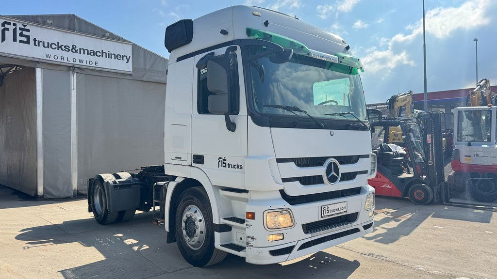 Mercedes-Benz Actros 1841 LS 4x2 tractor unit - retarder - Vilcējs: foto 3 Mercedes-Benz Actros 1841 LS 4x2 tractor unit - retarder - Vilcējs: foto 3