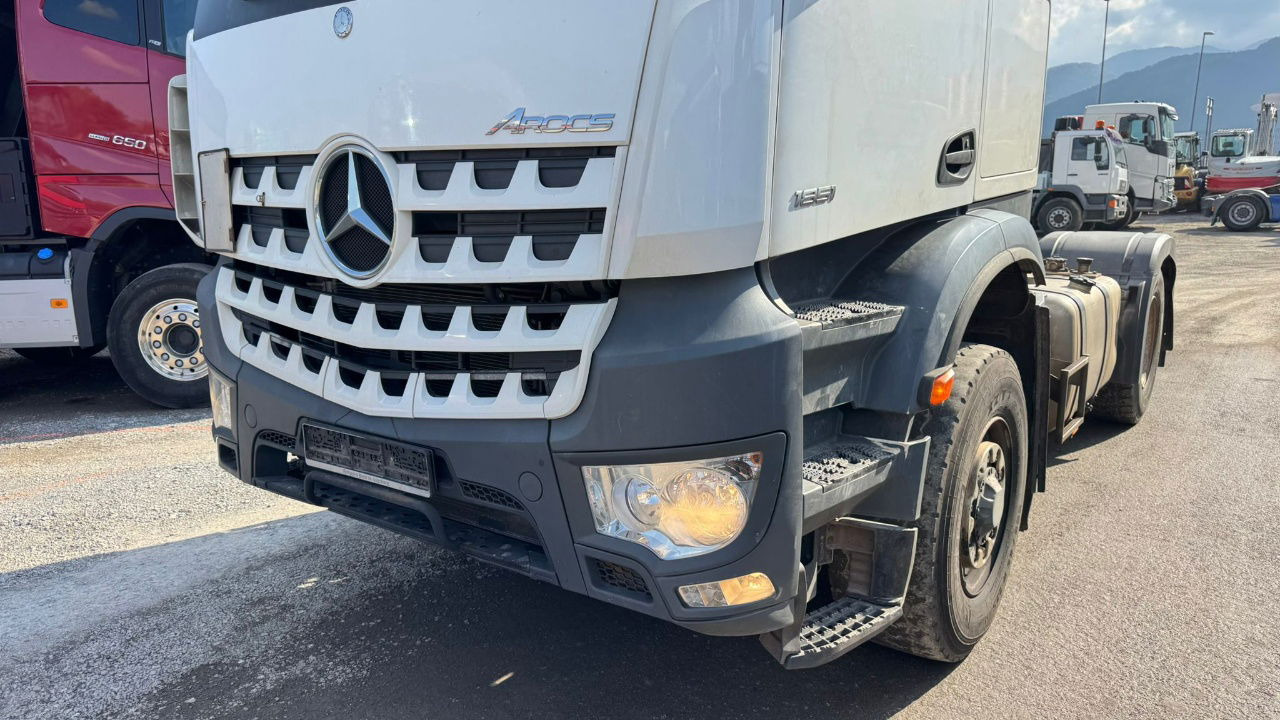 Mercedes-Benz Arocs 1851 LS HAD 4X4 - Euro 6 - retarder - tipper hydraulics - Vilcējs: foto 2 Mercedes-Benz Arocs 1851 LS HAD 4X4 - Euro 6 - retarder - tipper hydraulics - Vilcējs: foto 2