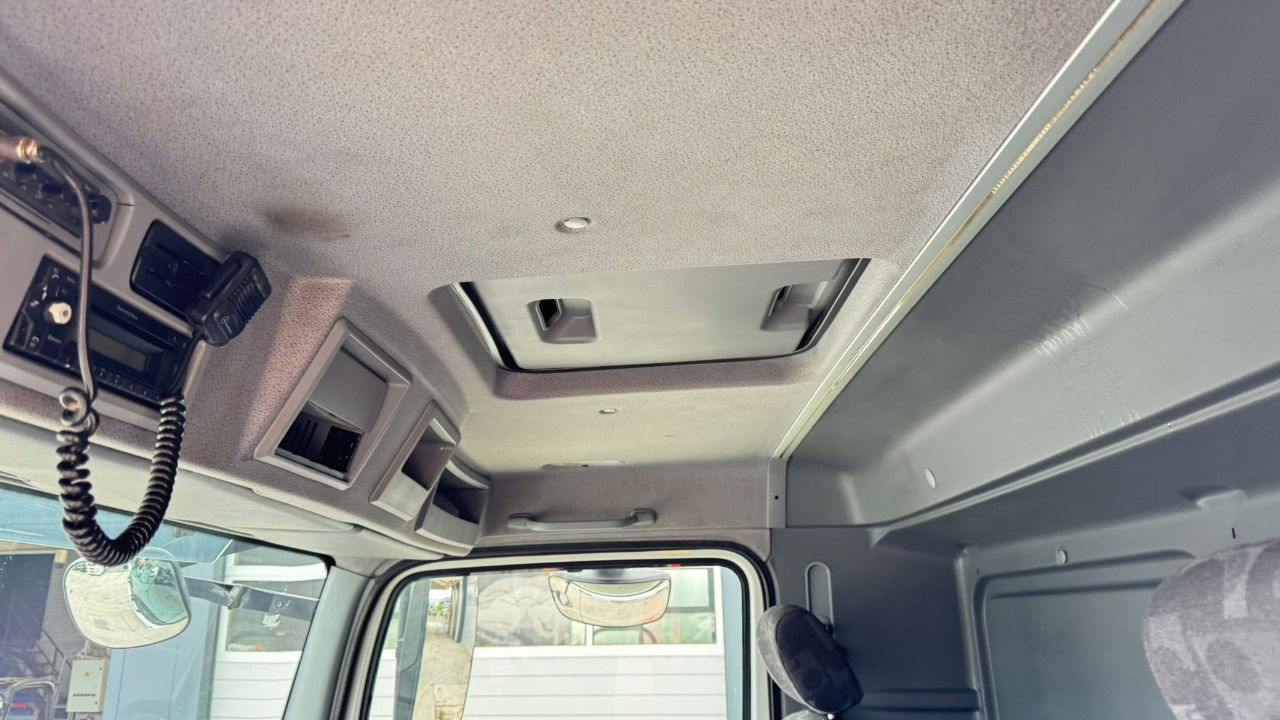 Vilcējs Mercedes-Benz Axor 1836 4x2 tipper hydraulics: foto 23