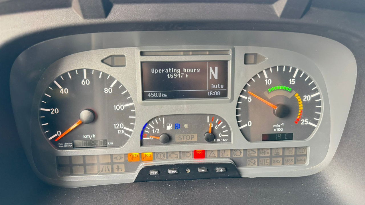 Vilcējs Mercedes-Benz Axor 1836 4x2 tipper hydraulics: foto 17