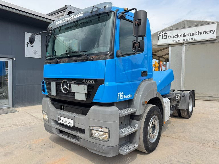 Mercedes-Benz Axor 1840 LS 4x2 tipper hydraulics - Vilcējs: foto 1 Mercedes-Benz Axor 1840 LS 4x2 tipper hydraulics - Vilcējs: foto 1