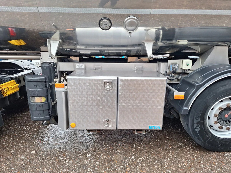 Puspiekabe cisterna pārvadāšana piena ETA SR3A: foto 9