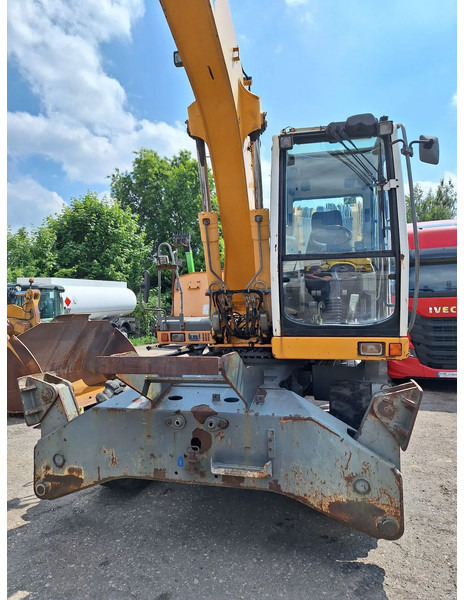 Liebherr A904C - Riteņu ekskavators: foto 5 Liebherr A904C - Riteņu ekskavators: foto 5