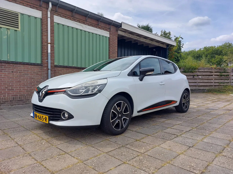 Renault Clio Clio 0.9 TCE - Hečbeks: foto 1 Renault Clio Clio 0.9 TCE - Hečbeks: foto 1