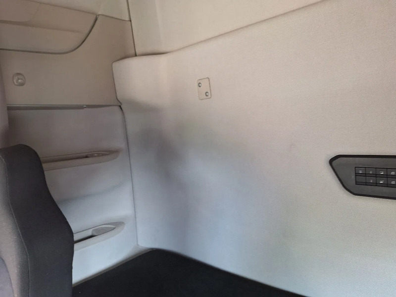 Vilcējs Iveco Stralis 510 Stralis 510: foto 12