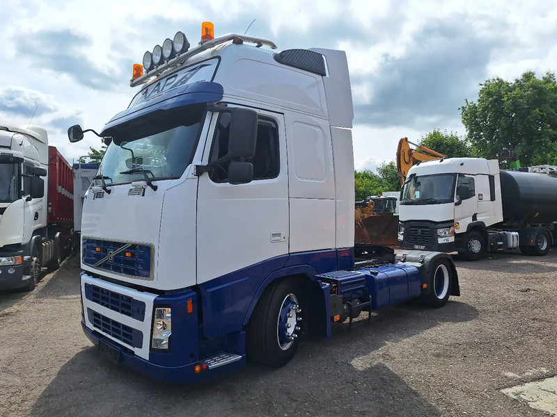 Volvo FH 400 - Vilcējs: foto 1 Volvo FH 400 - Vilcējs: foto 1