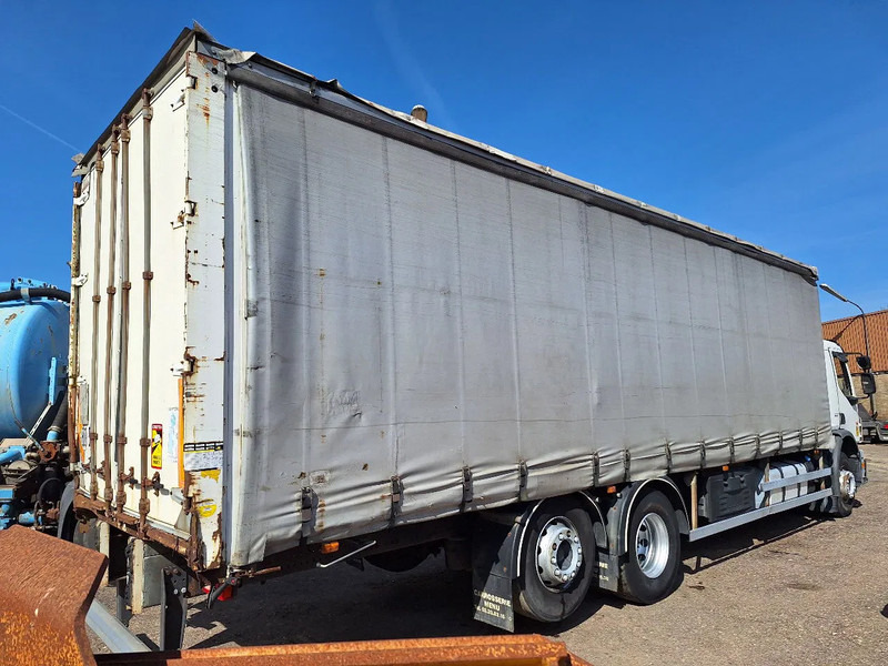 Volvo FE 300 FE 300 Gearbox dammage not possible to drive - Kravas automašīna ar slēgto virsbūvi: foto 4 Volvo FE 300 FE 300 Gearbox dammage not possible to drive - Kravas automašīna ar slēgto virsbūvi: foto 4