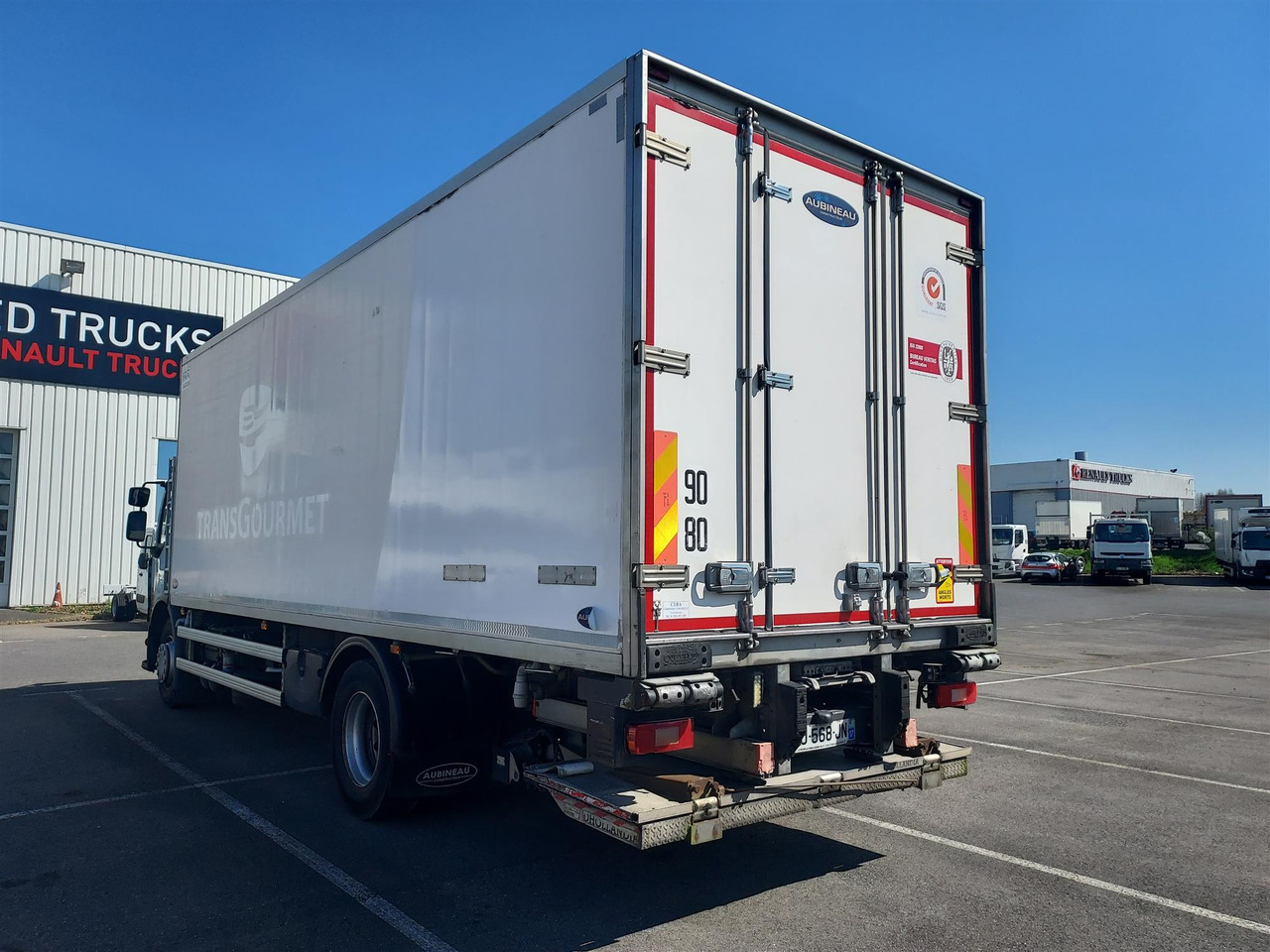 RENAULT D Wide - Kravas automašīna refrižerators: foto 4 RENAULT D Wide - Kravas automašīna refrižerators: foto 4